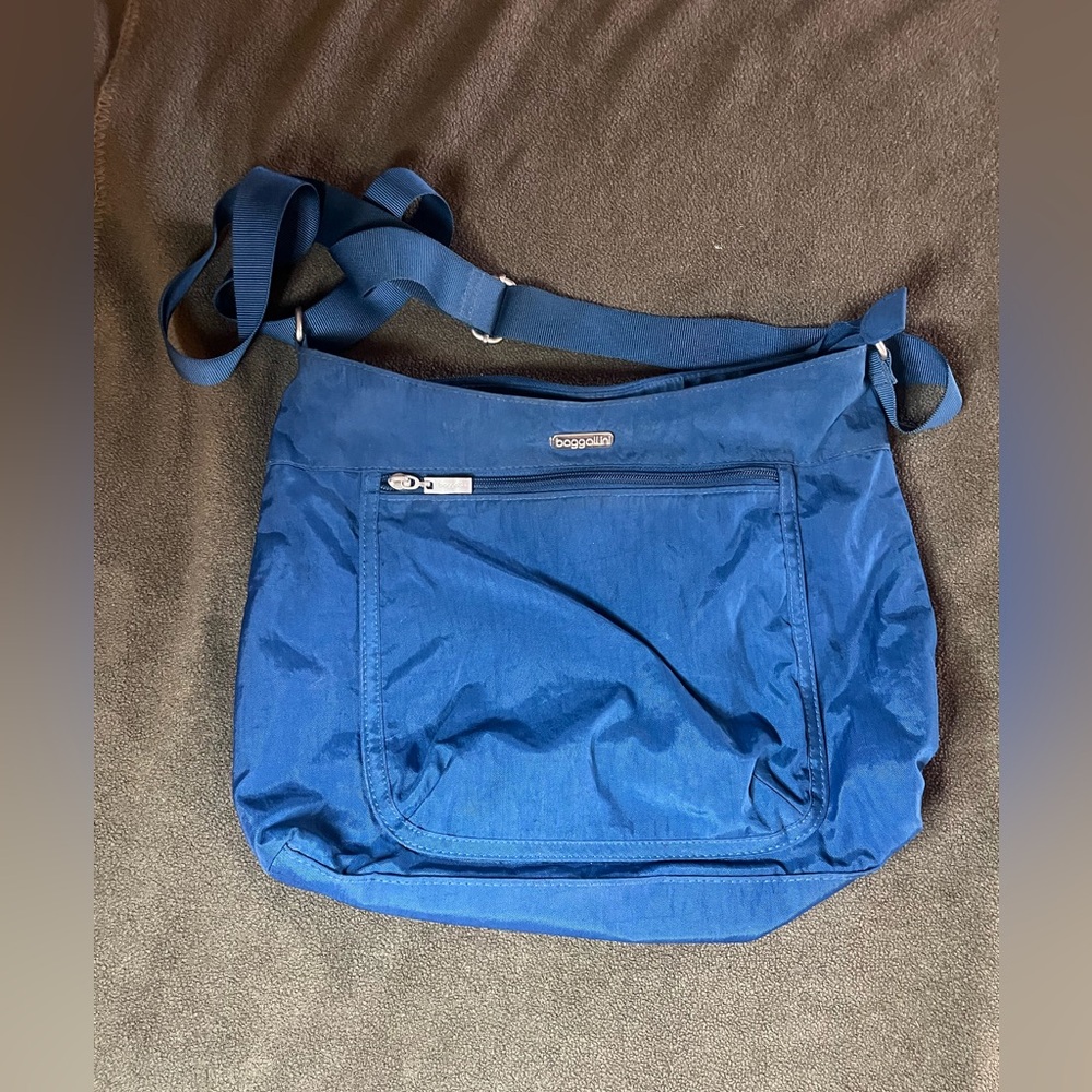 Baggallini Blue Nylon Crossbody Bag Lightweight Travel Purse Organizer